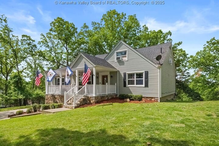 Property Photo:  901 Evanwood Road  WV 25314 