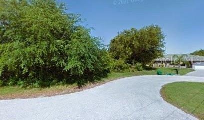 Property Photo: 281 Franca Street FL 33983