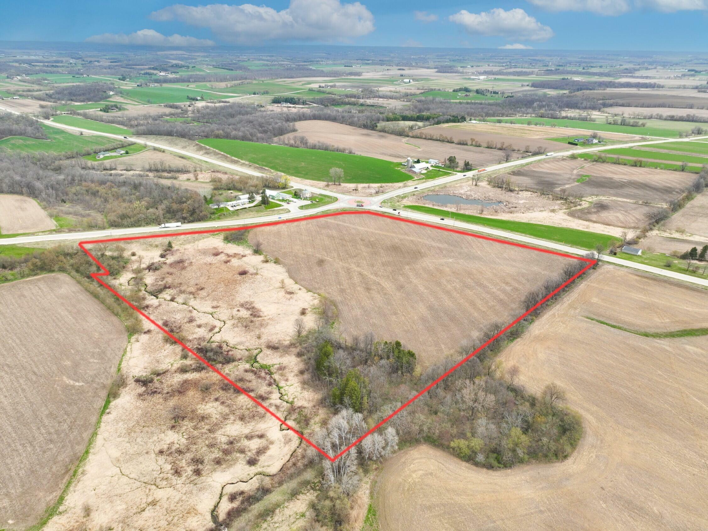 Property Photo: Lt3 State Road 33 - WI 53050