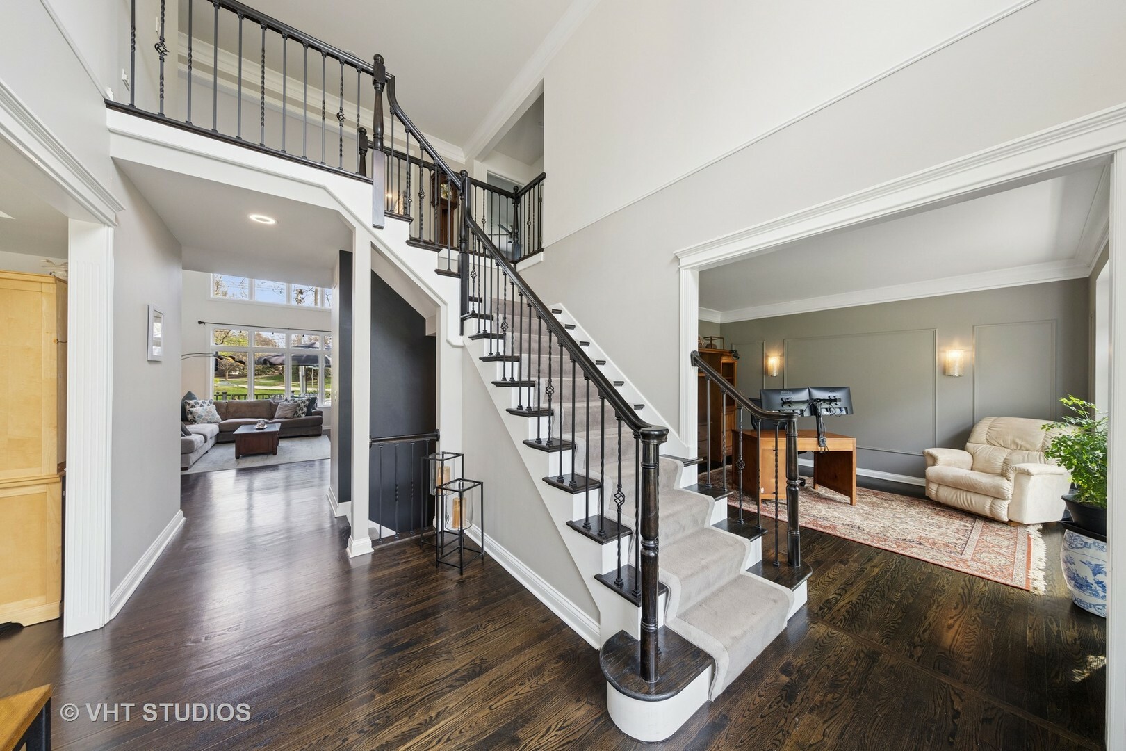 Property Photo: 2350 Lansburgh Court IL 60502