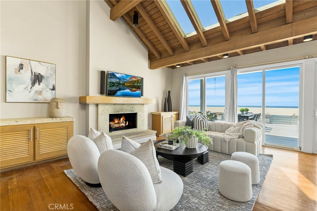 Property Photo:  7008 W Oceanfront  CA 92663 