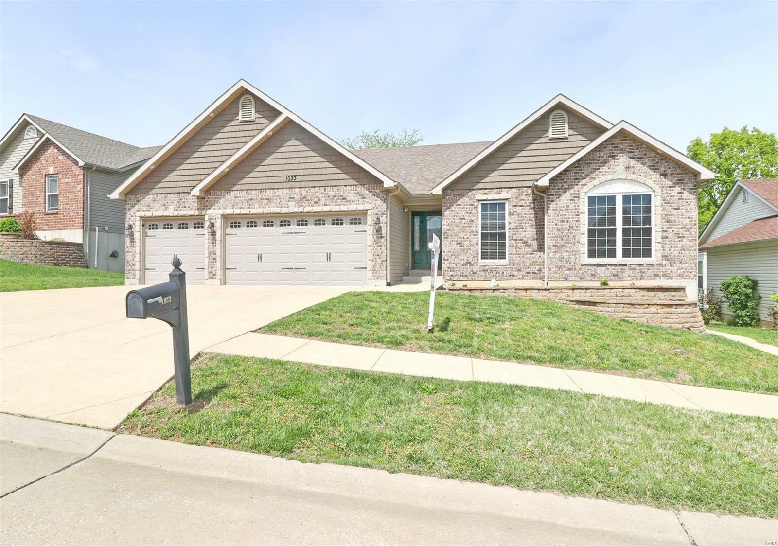 Property Photo: 1033 Stonewick Court MO 63048
