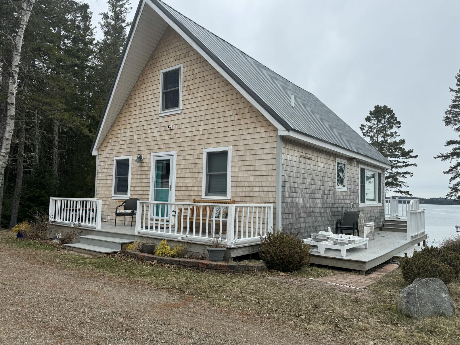 Property Photo:  40 Cottage Lane  ME 04666 