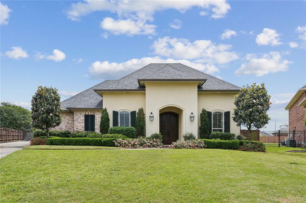 Property Photo: 122 Lavender Court LA 70037