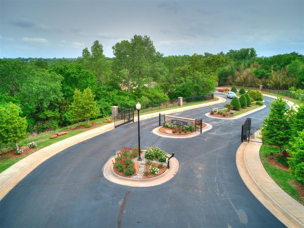 4429 Redbud Circle  Oklahoma City OK 73111 photo