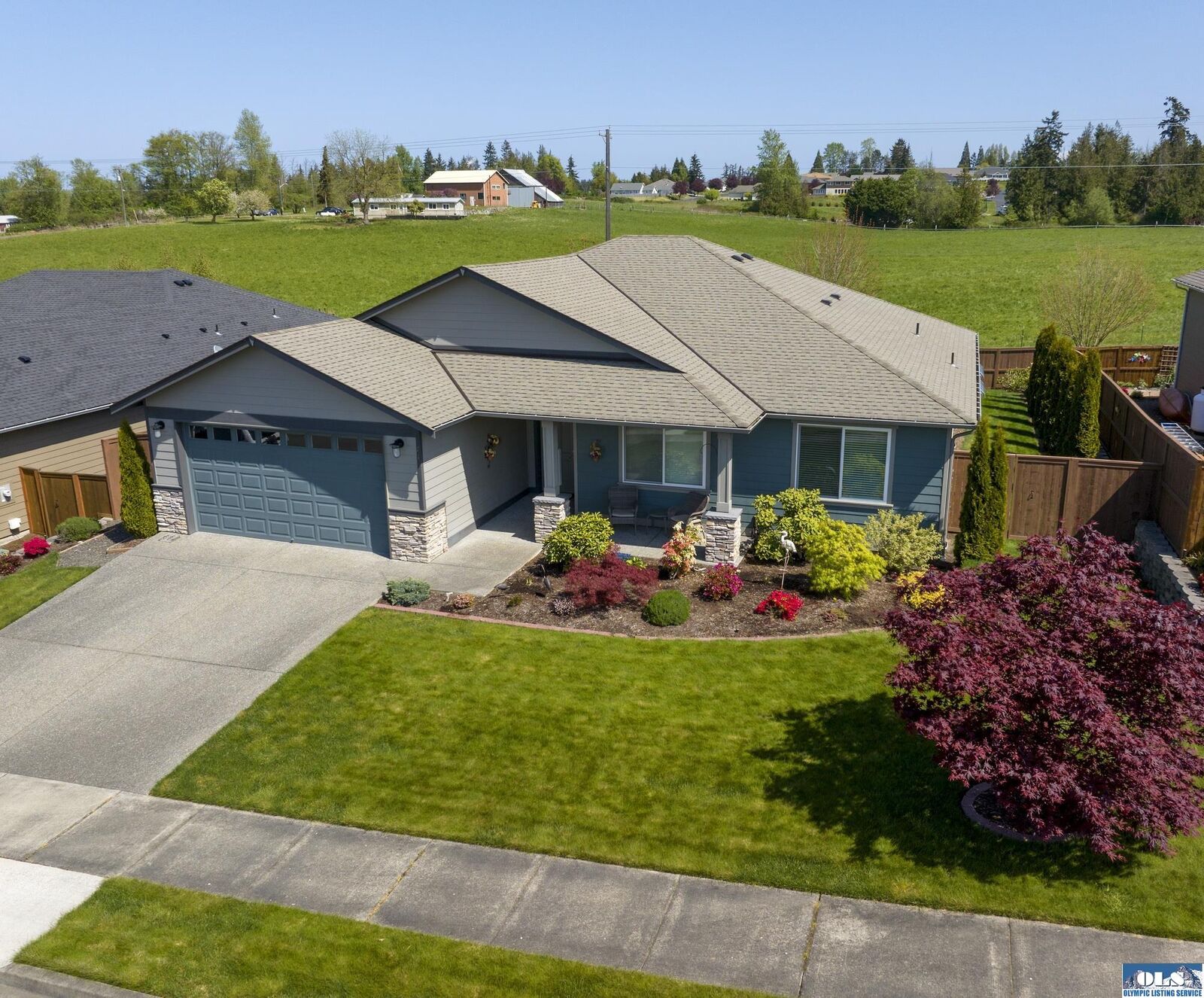Property Photo: 71 Lillian Ridge Dr WA 98382