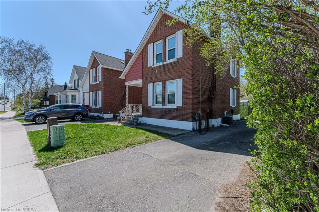 Property Photo: 308 Dundas Street N ON N1R 5P7