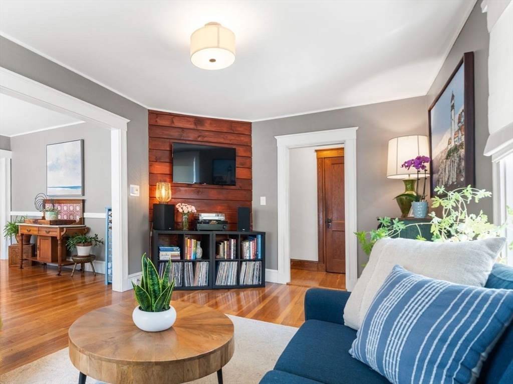 Property Photo: 20 Washington Ave 2 MA 02453