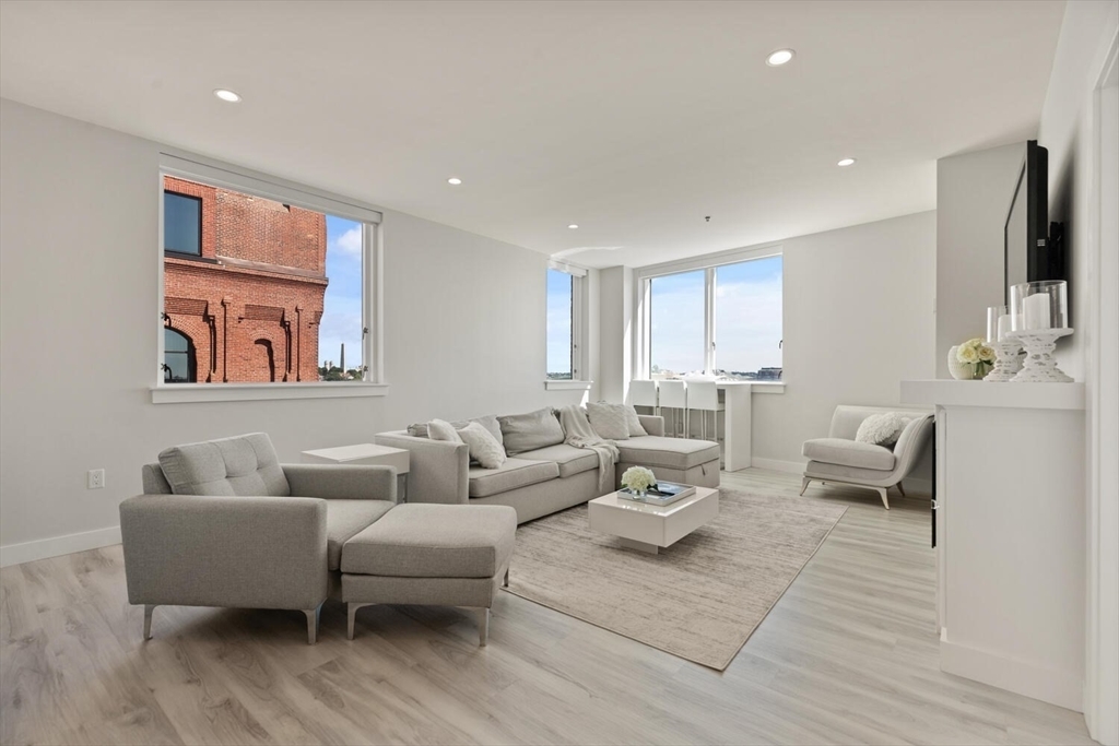 Property Photo: 234 Causeway St Apt 709 MA 02114