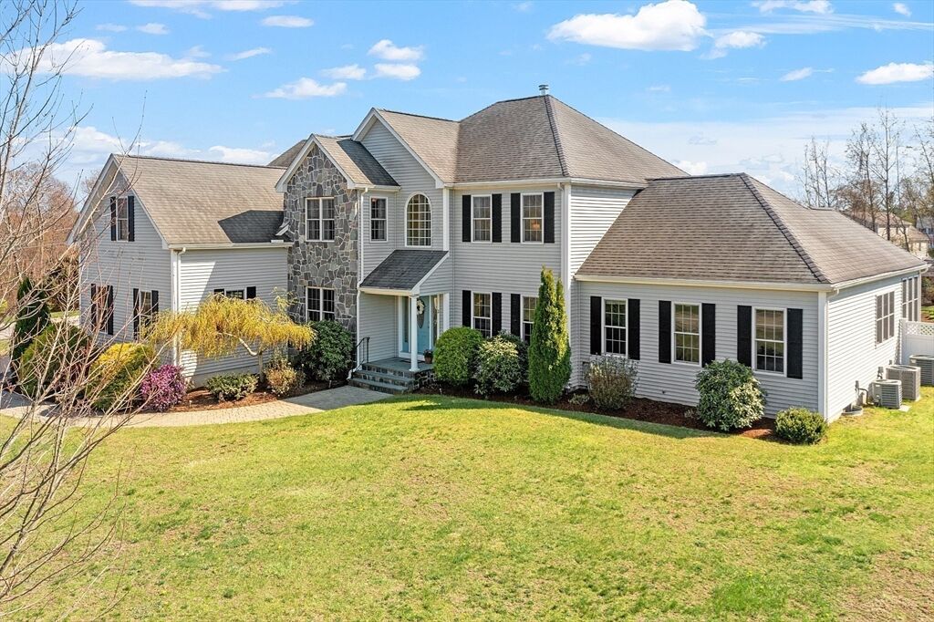 Property Photo: 2 Rich Rd MA 01757