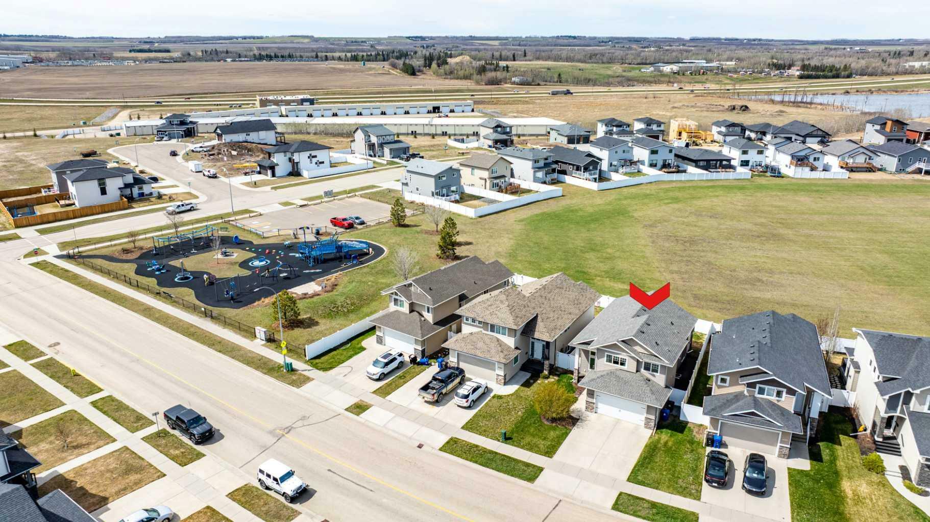 Property Photo: 4236 Westbrooke Road AB T4M 0L4