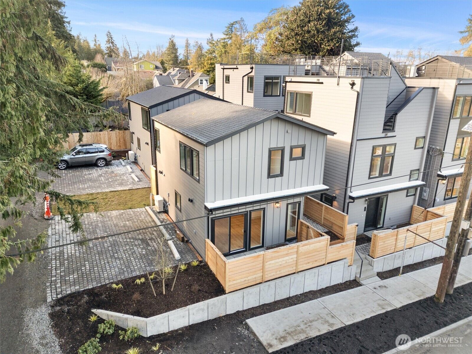 Property Photo: 9819 15th Avenue NE WA 98115