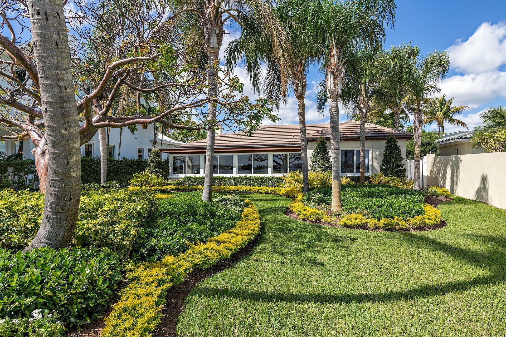 Property Photo: 6911 S Flagler Drive FL 33405