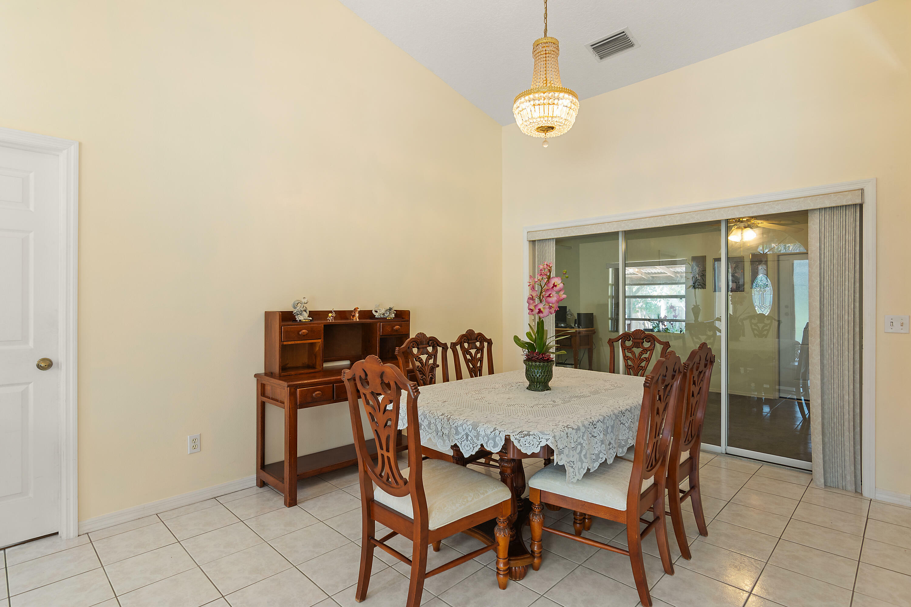 Property Photo: 1359 Damask Lane FL 32958