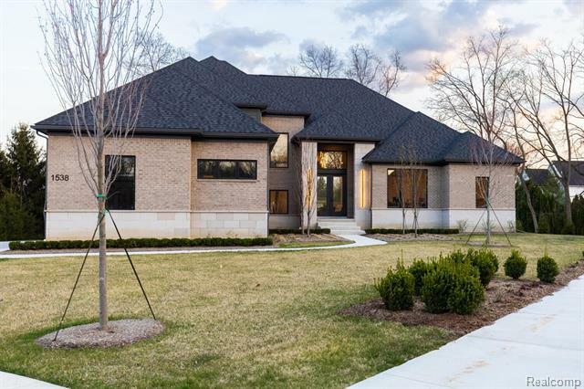 1538 Linden  Rochester Hills MI 48306 photo