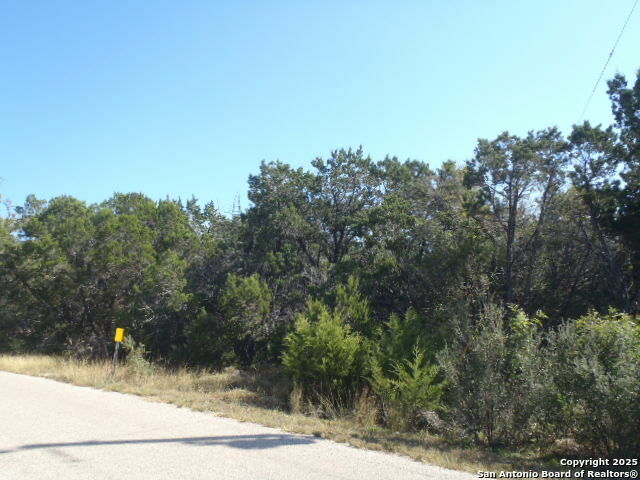 Property Photo: 1266 Highpoint Ln TX 78070