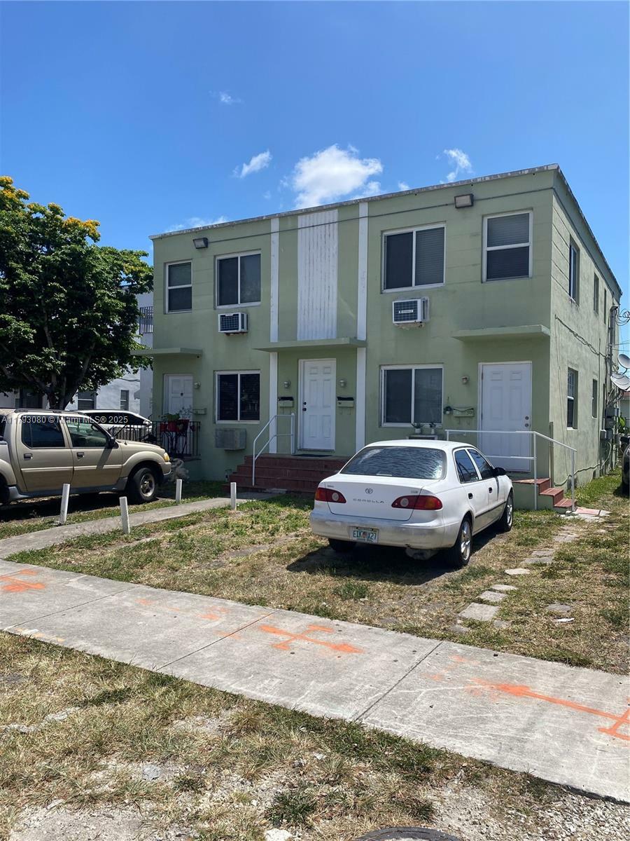 Property Photo: 711 SW 21st Ave 0 FL 33135