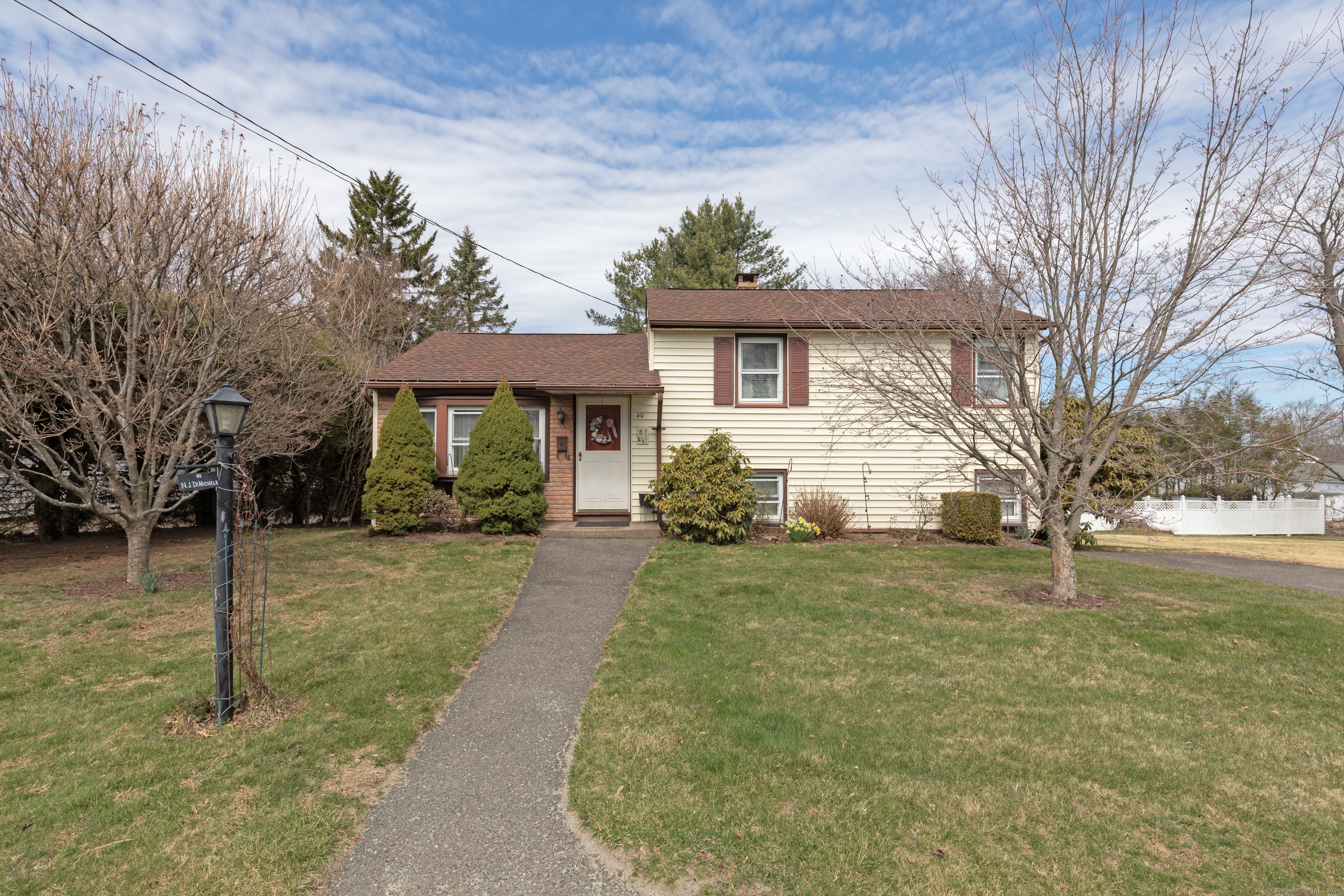 Property Photo:  40 Mount Carmel Avenue  CT 06708 