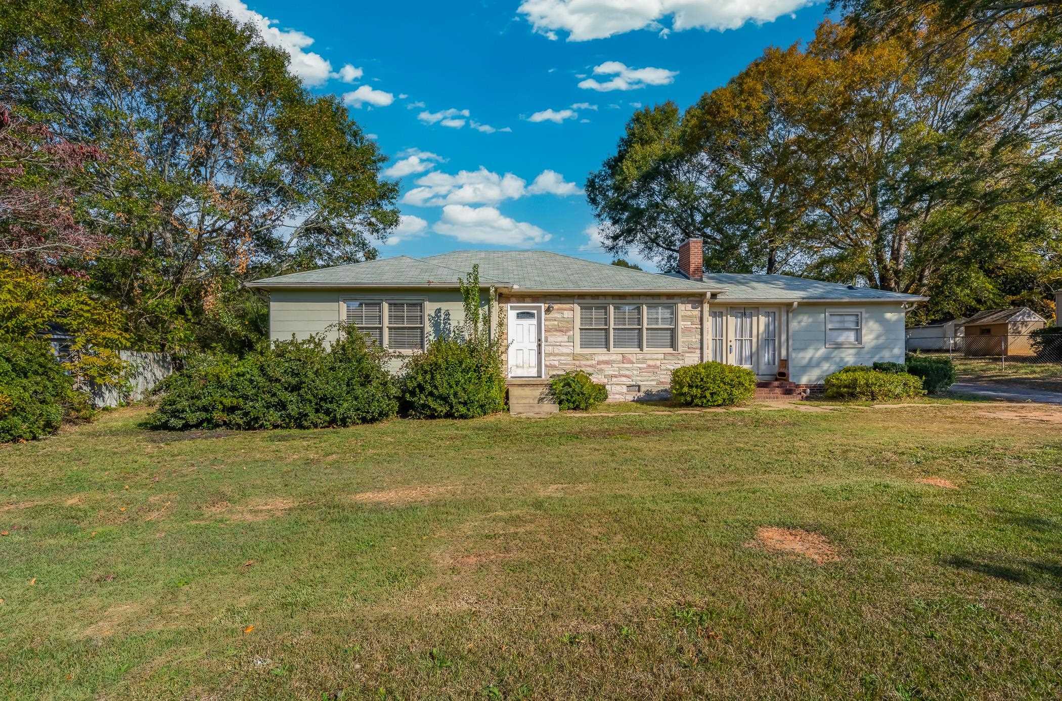 Property Photo: 12324 Greenville Highway SC 29365