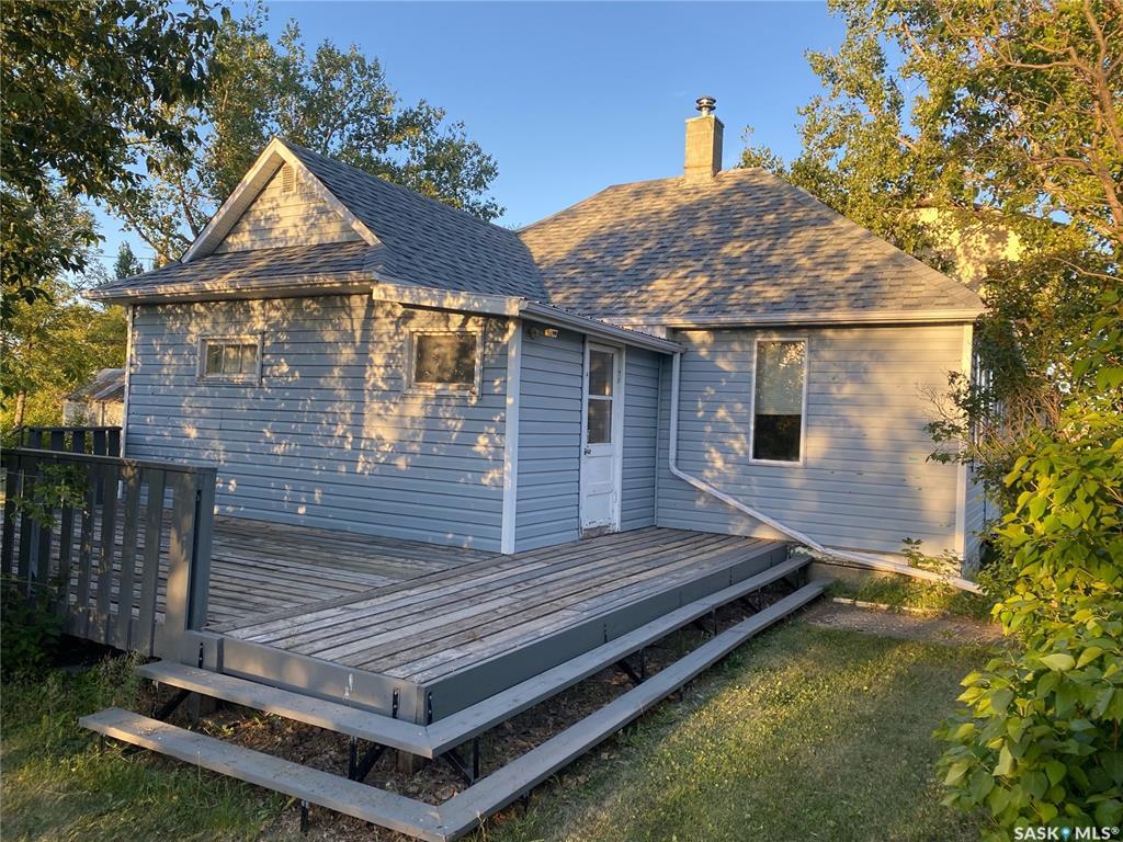 Property Photo:  301 Shurygalo Road  SK S0C 0M0 