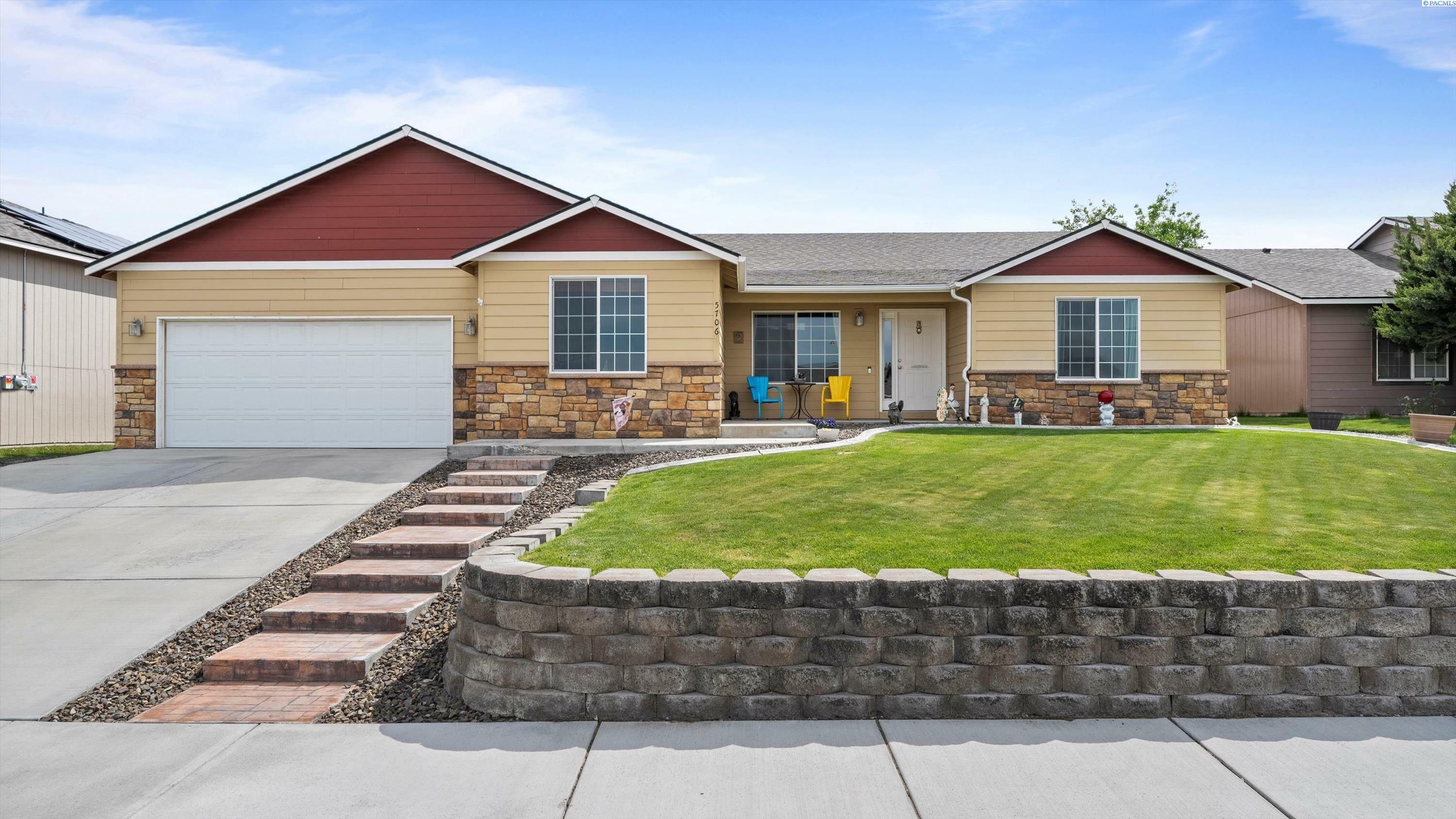 5706 Wrigley Dr.  Pasco WA 99301 photo