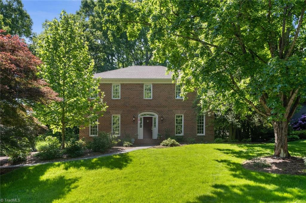 Property Photo: 1205 Cliffspring Court NC 27104