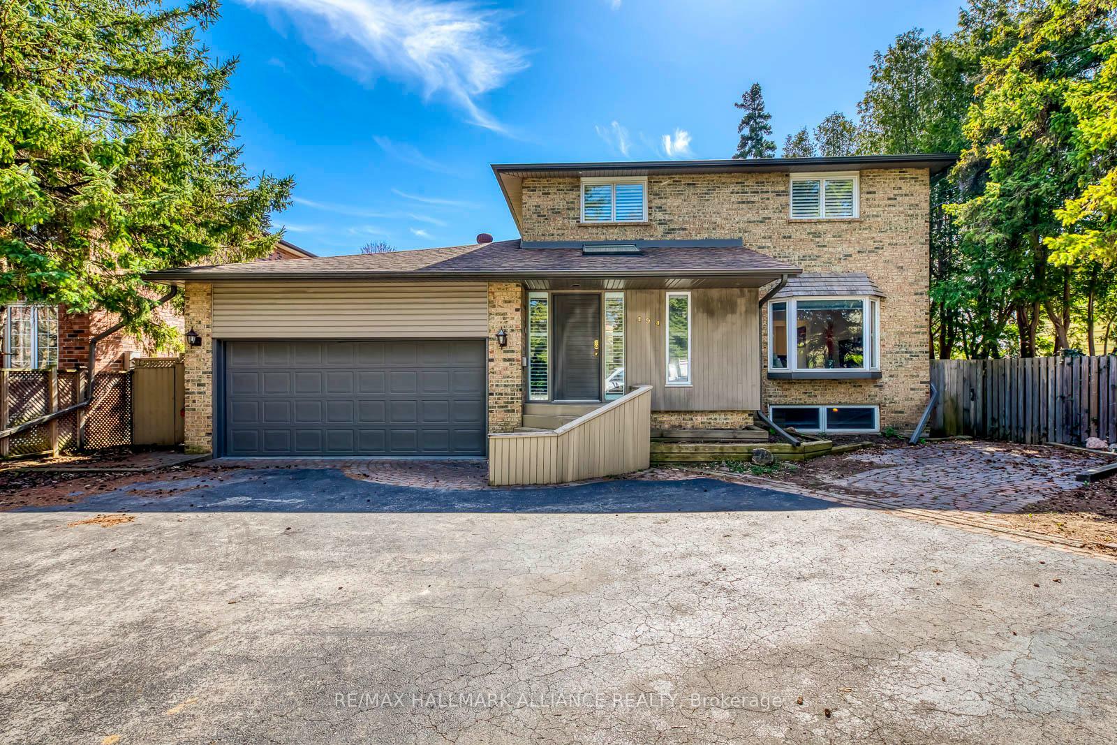 Property Photo: 494 Chartwell Road ON L6J 4A5