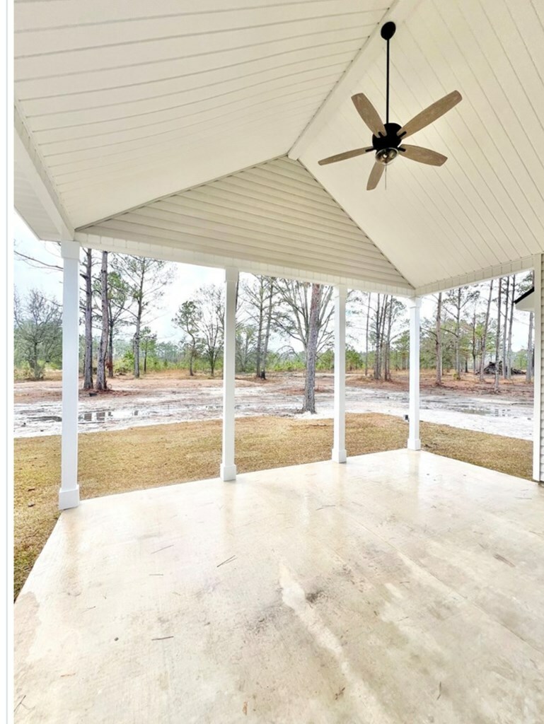 Property Photo: 6452 Lake Alapaha Blvd GA 31641