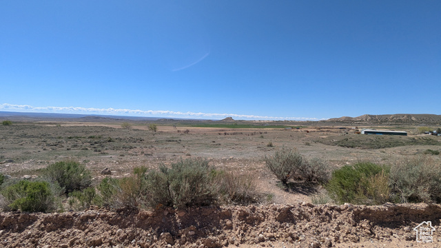 Property Photo: 2042 E Goose Ranch Rd UT 84078