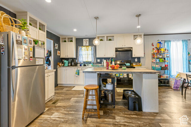 Property Photo:  370 Galahad St  UT 84054