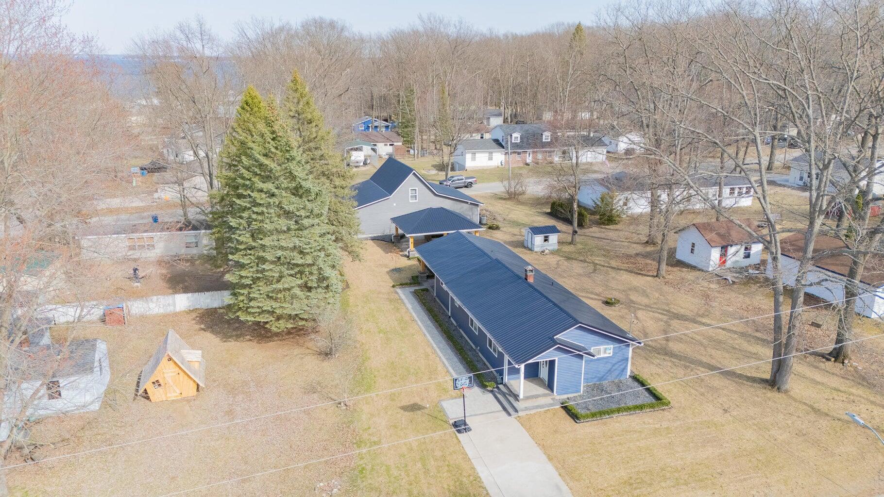 Property Photo:  206 Joliet Ave And 119 Desoto Ave  MI 48629 