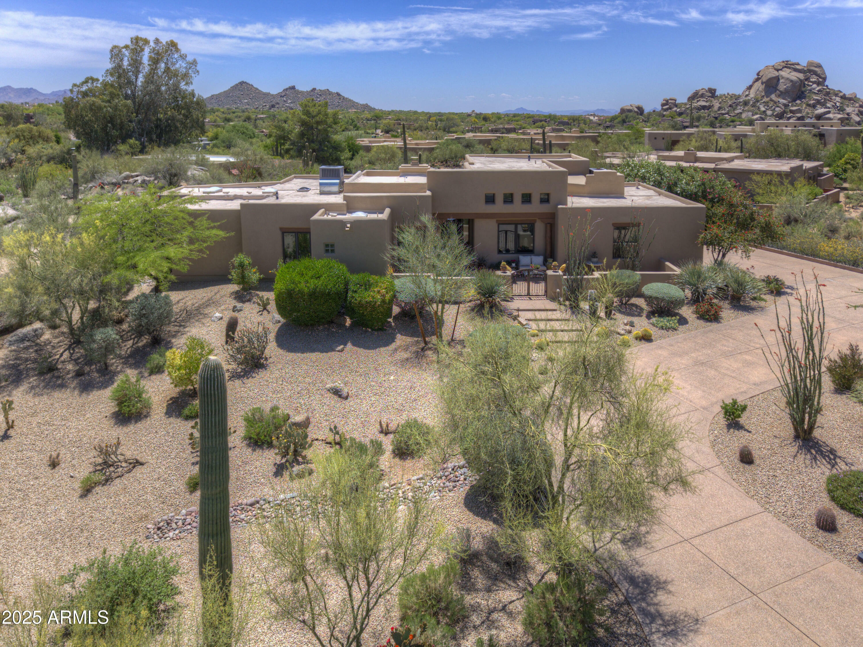 Property Photo: 1401 E Boulder Pass -- AZ 85377