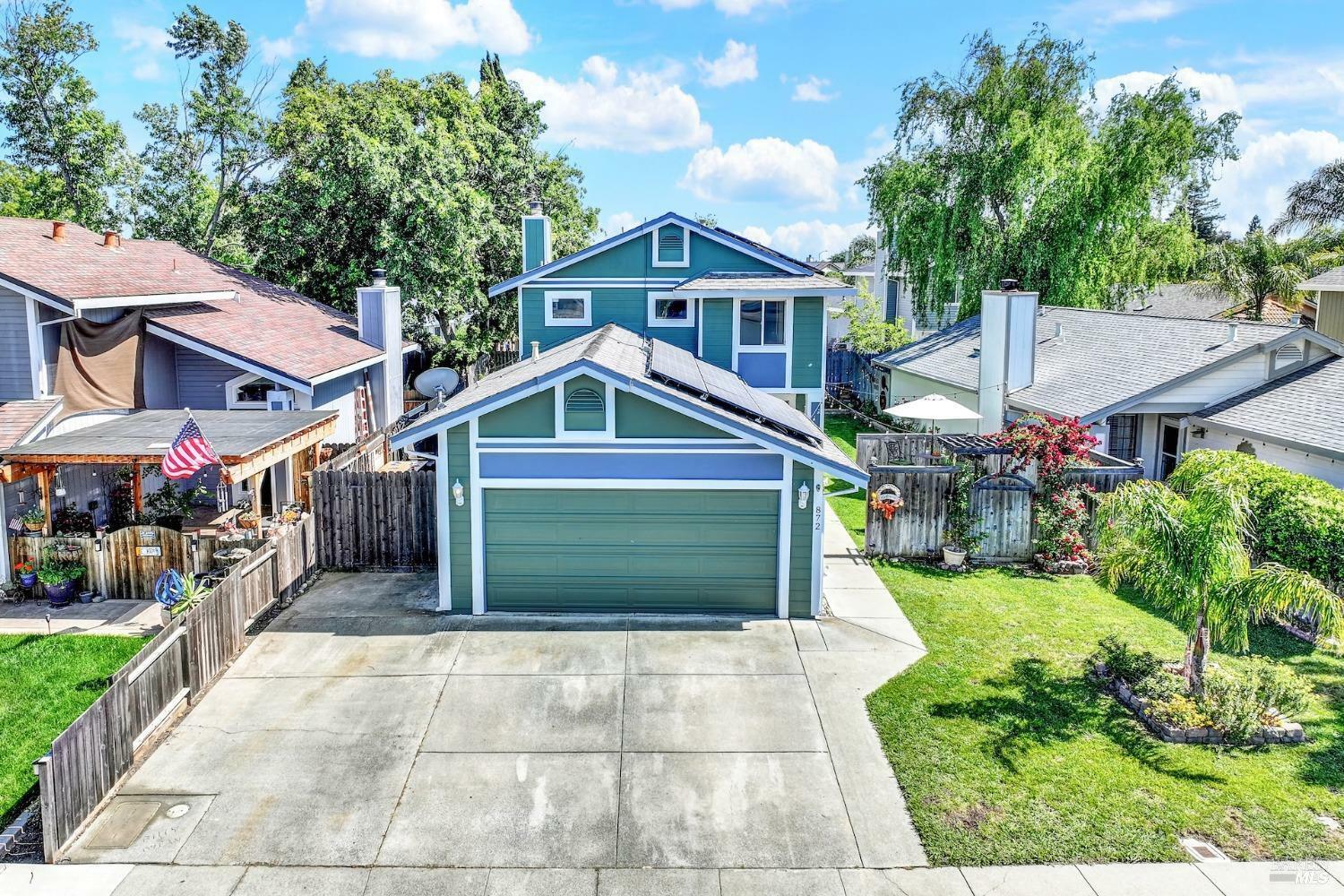 Property Photo: 872 Meadowhawk Drive CA 95687