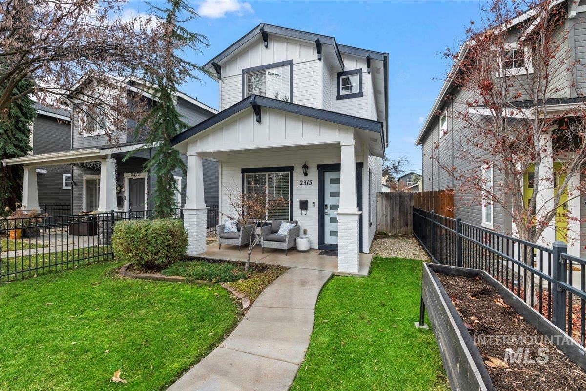 Property Photo: 2315 N 22nd St ID 83702