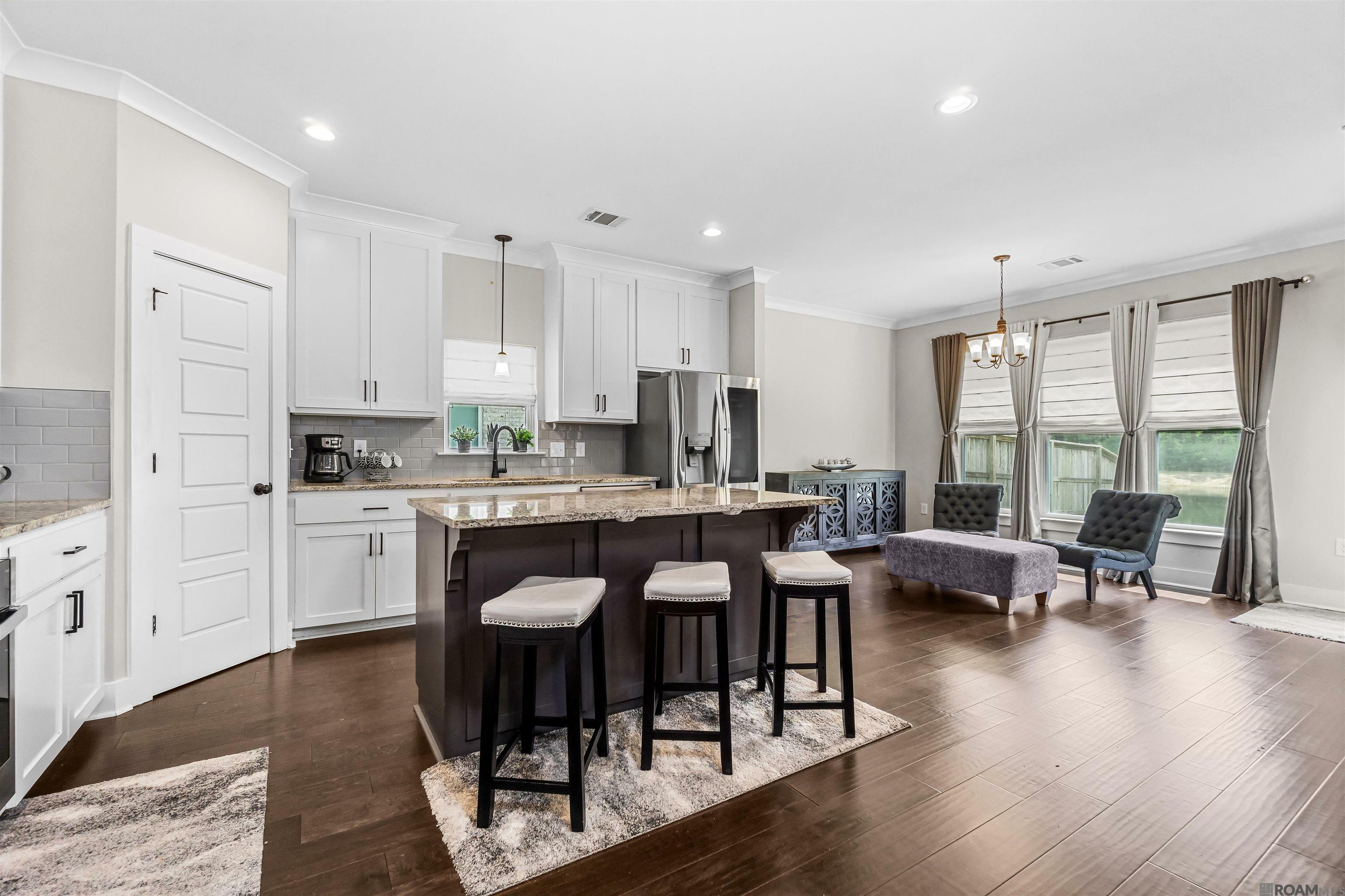 Property Photo: 9630 South Creek Dr LA 70726