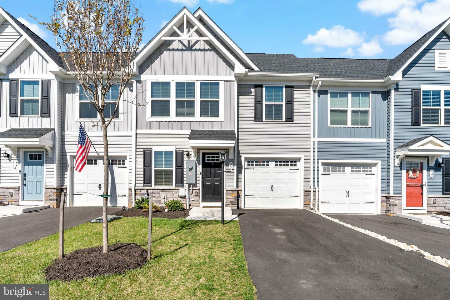 Property Photo: 55 Dunster St WV 25405