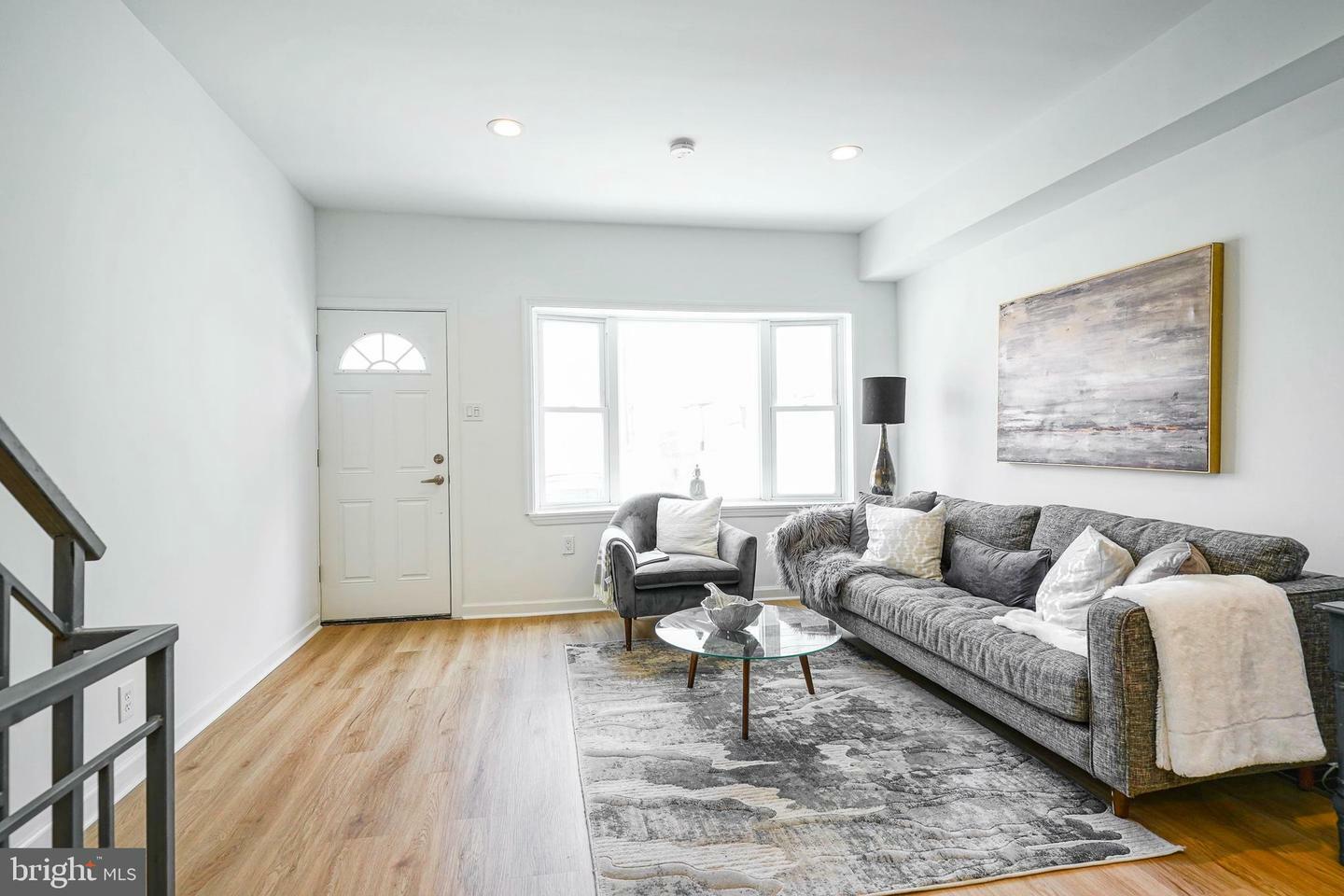 Property Photo: 500 Mountain Street PA 19148