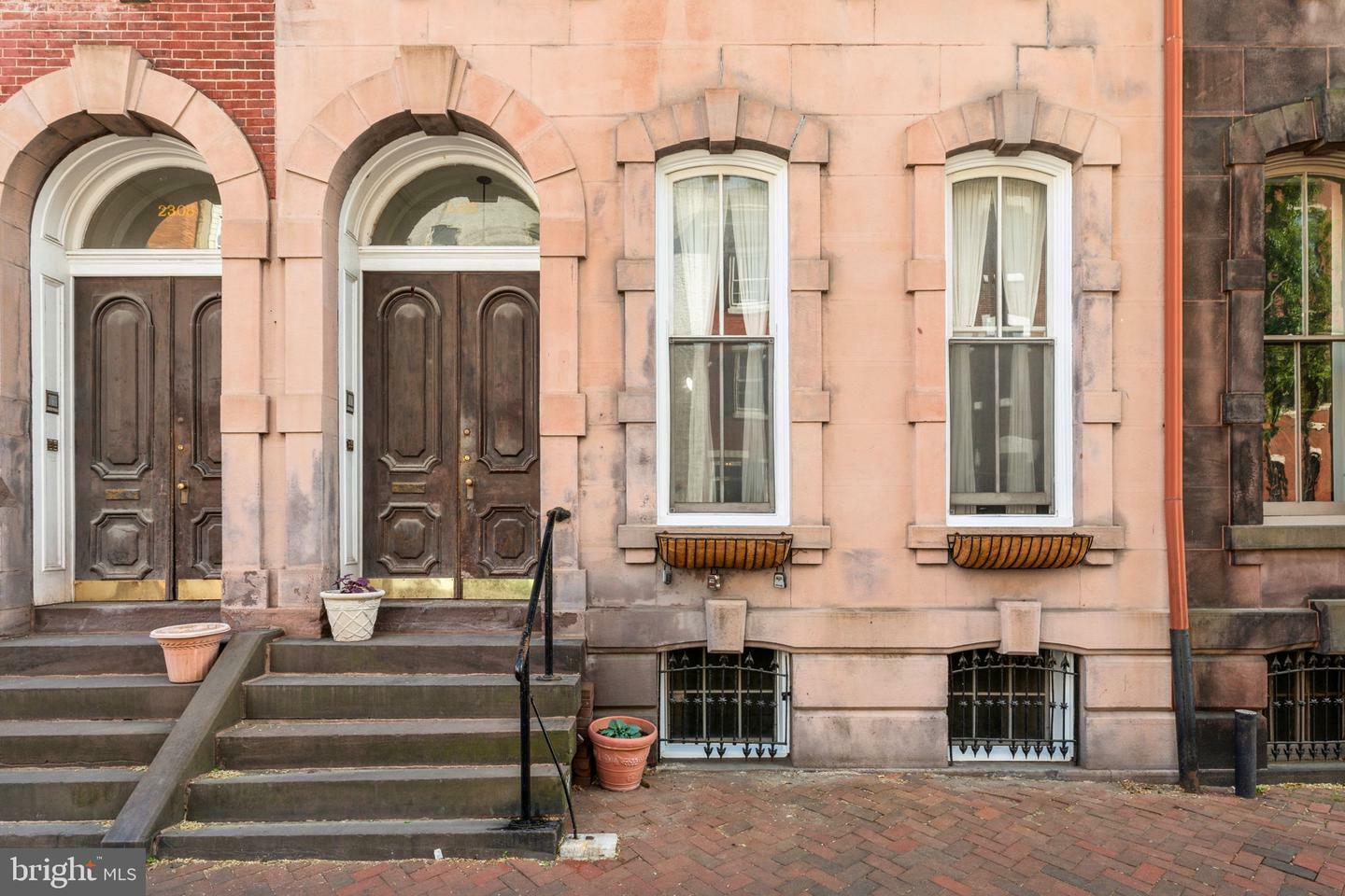 Property Photo: 2308 Spruce Street 10 2310A PA 19103
