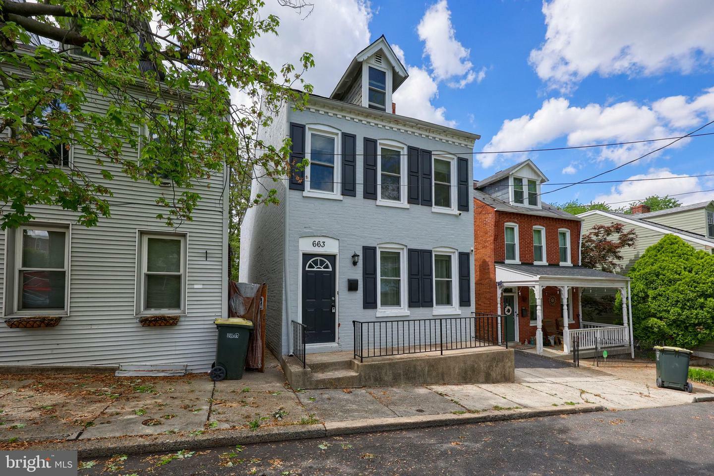 Property Photo: 663 Fremont Street PA 17603