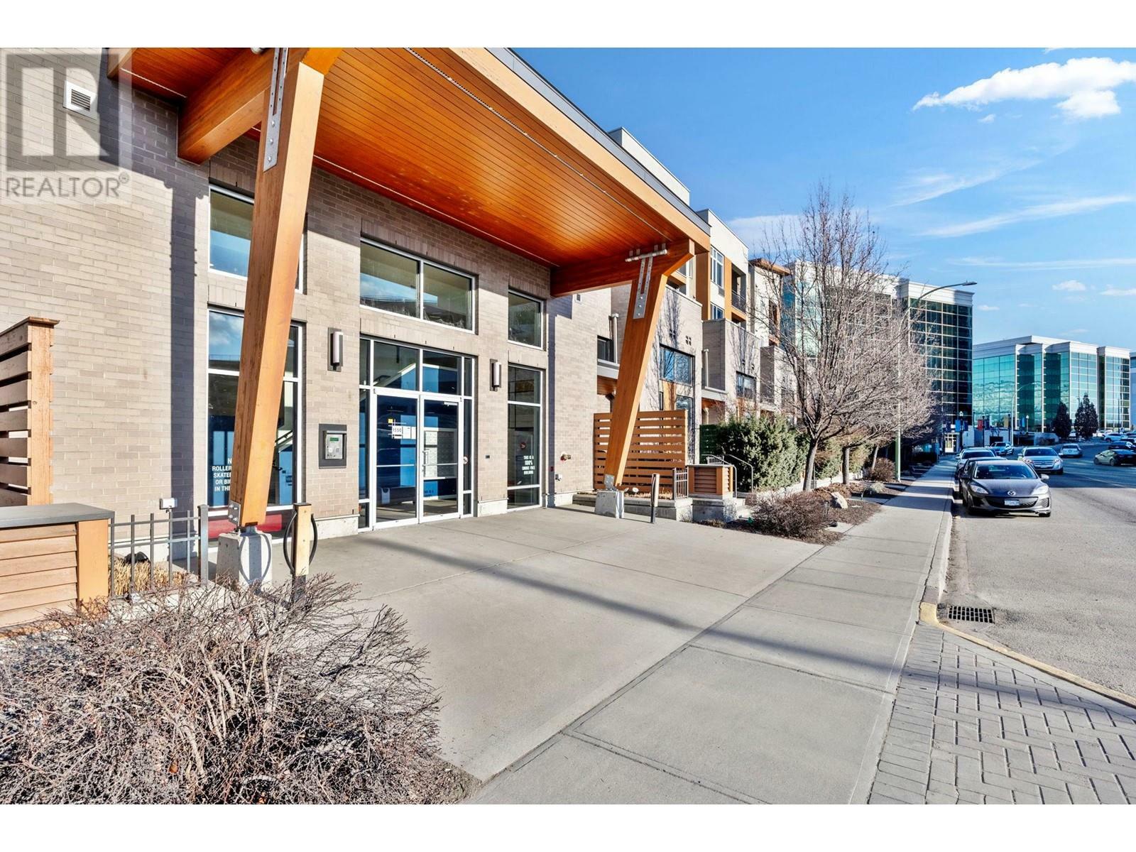 Property Photo: 1550 Dickson Avenue 222 BC V1Y 9Y8