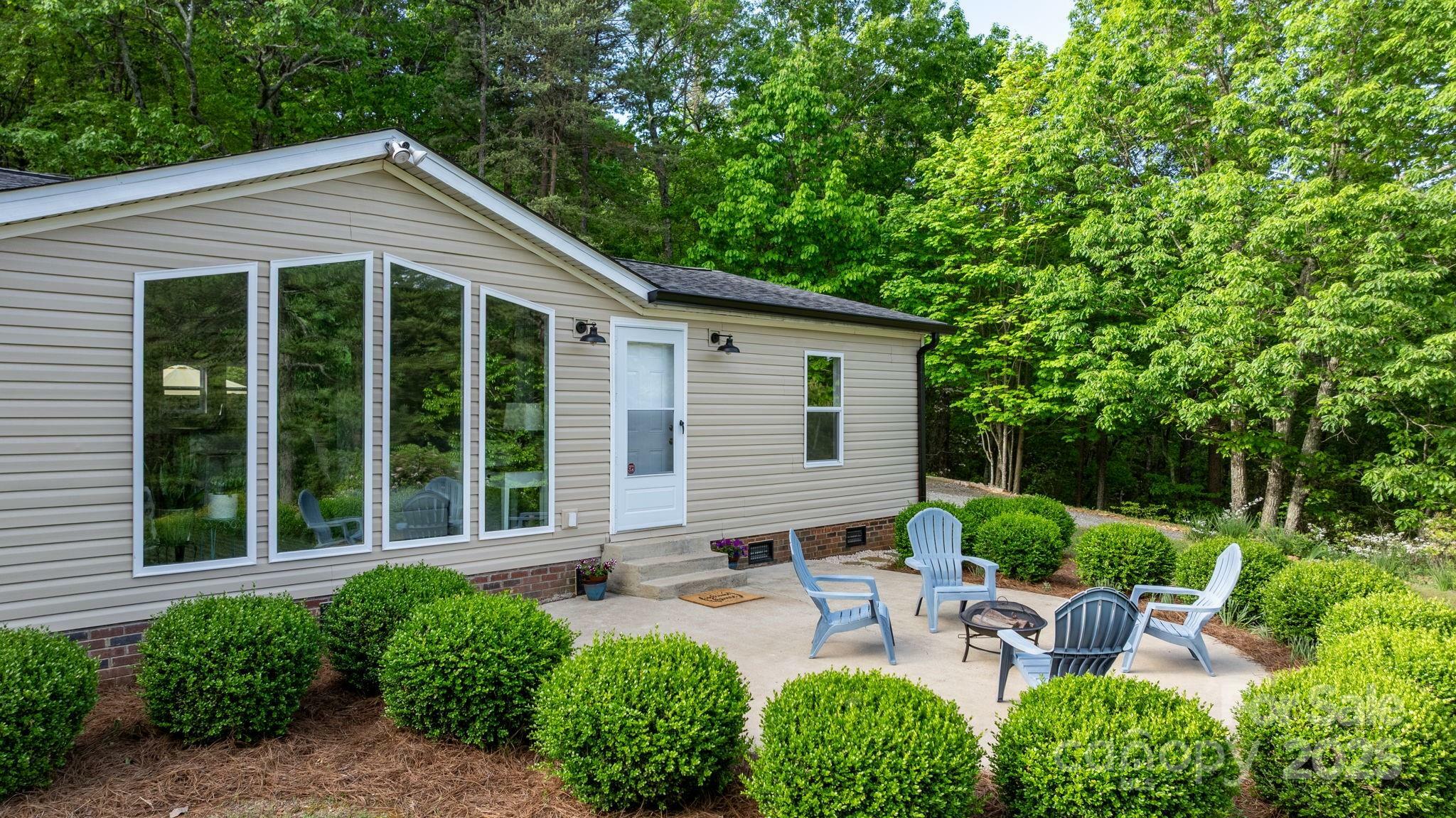 Property Photo: 6618 Wards Gap Road NC 28020