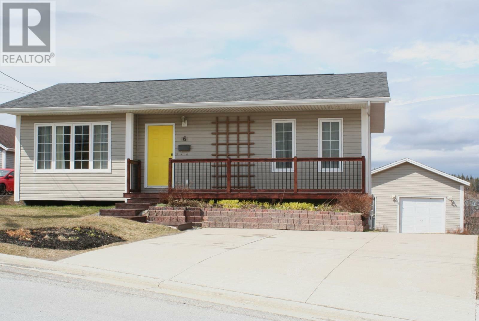 Property Photo: 6 Bellwood Drive NL A2H 7T3