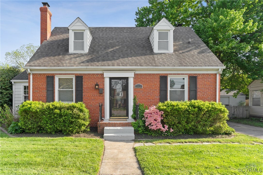 Property Photo: 2419 Dumbarton Road VA 23228