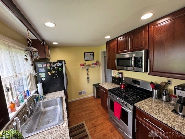 Property Photo: 509 Wolf Avenue OH 45322