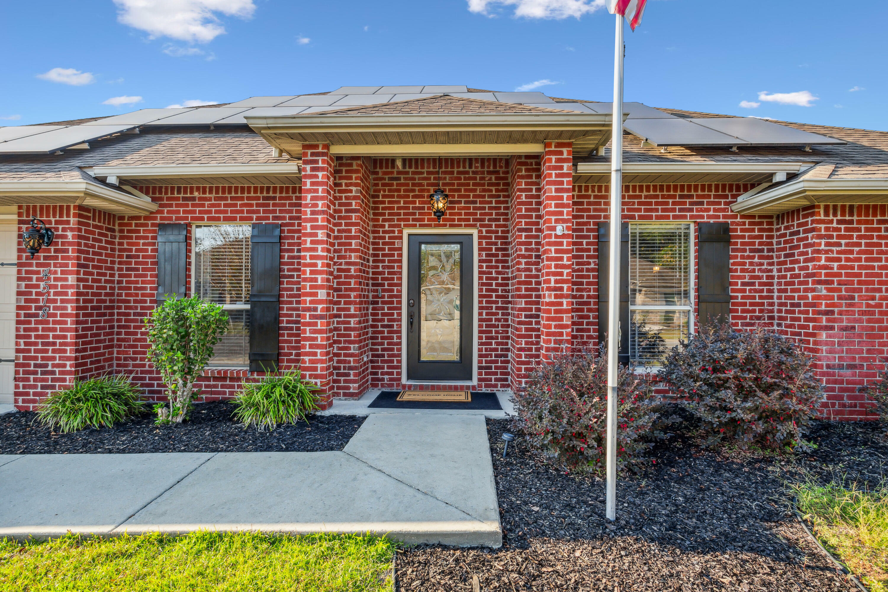 Property Photo: 4518 Beth Circle FL 32539
