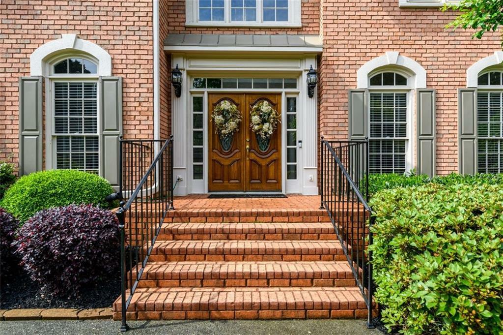 Property Photo: 1430 Hampton Hill Drive GA 30022