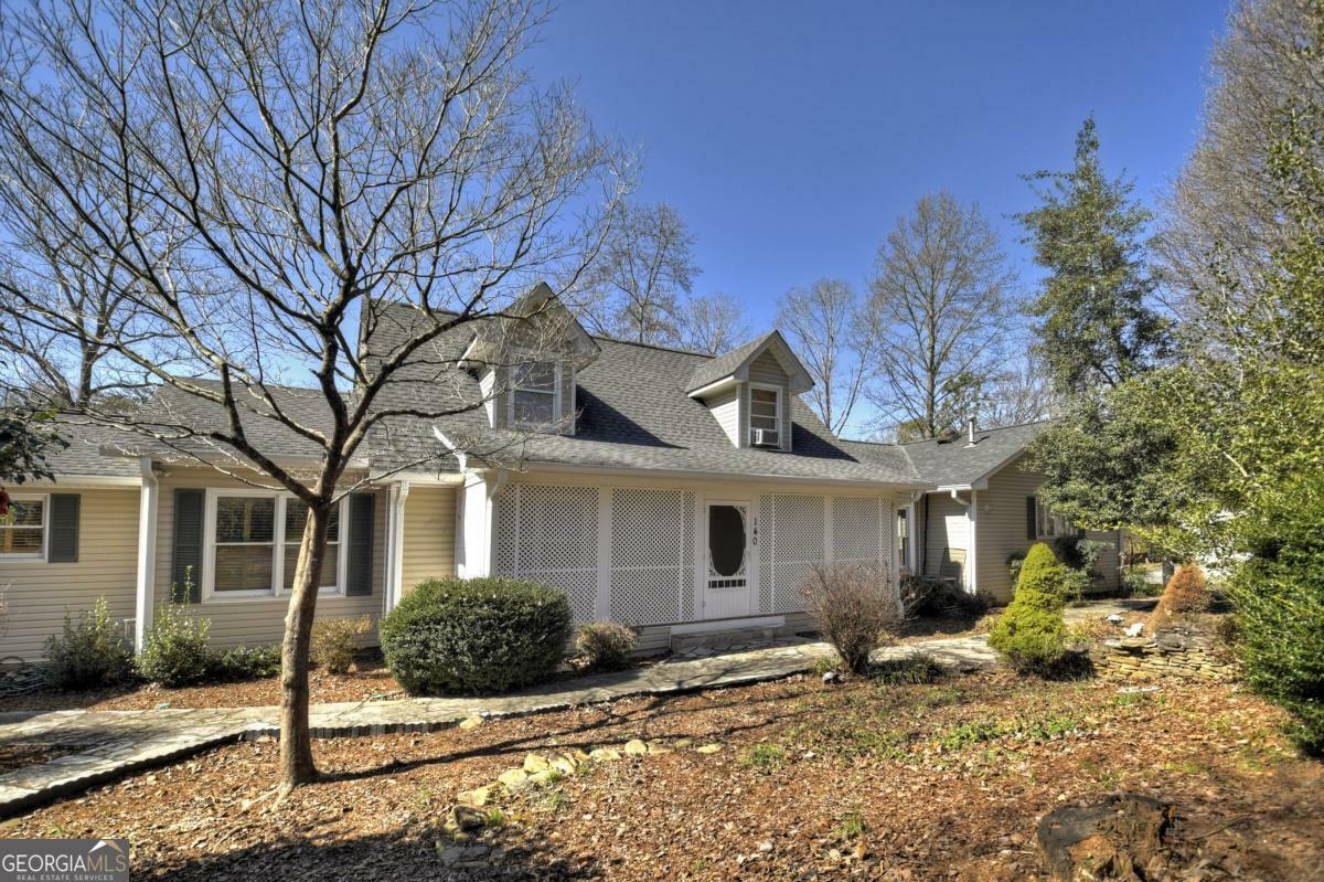 Property Photo:  140 Woodland Drive  GA 30540 