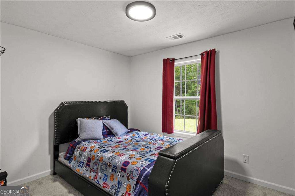 Property Photo: 220 Rocky Point Road GA 30014