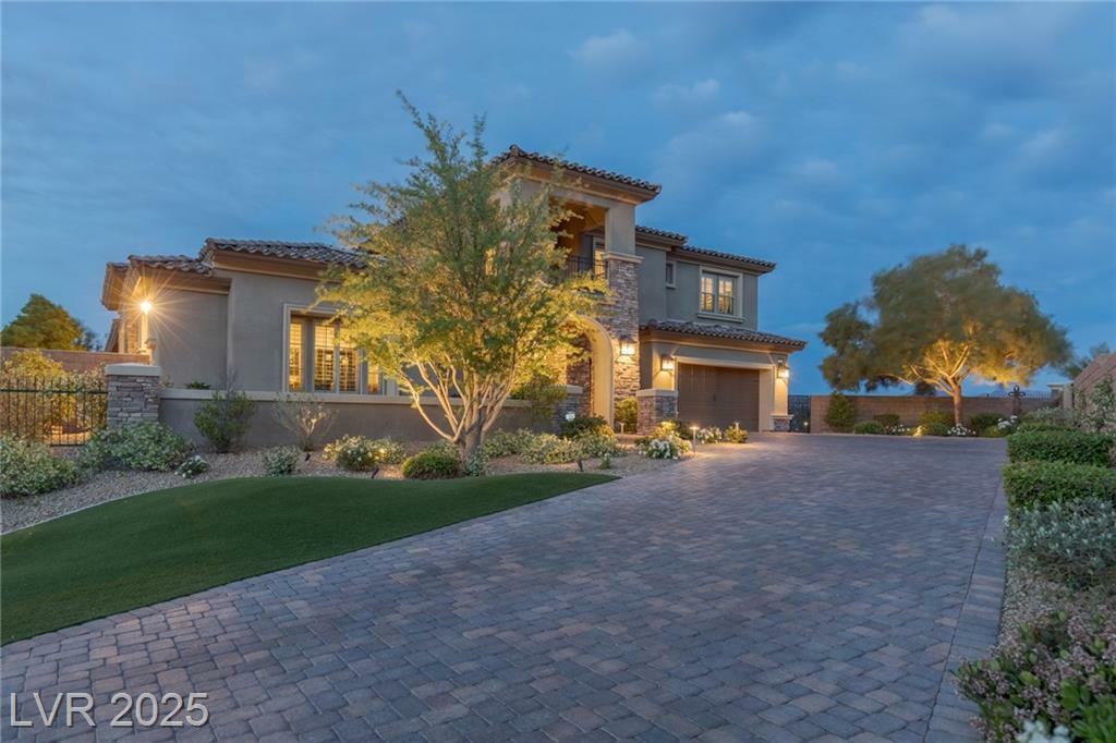 Property Photo:  2 Olympia Outlook Drive  NV 89141 