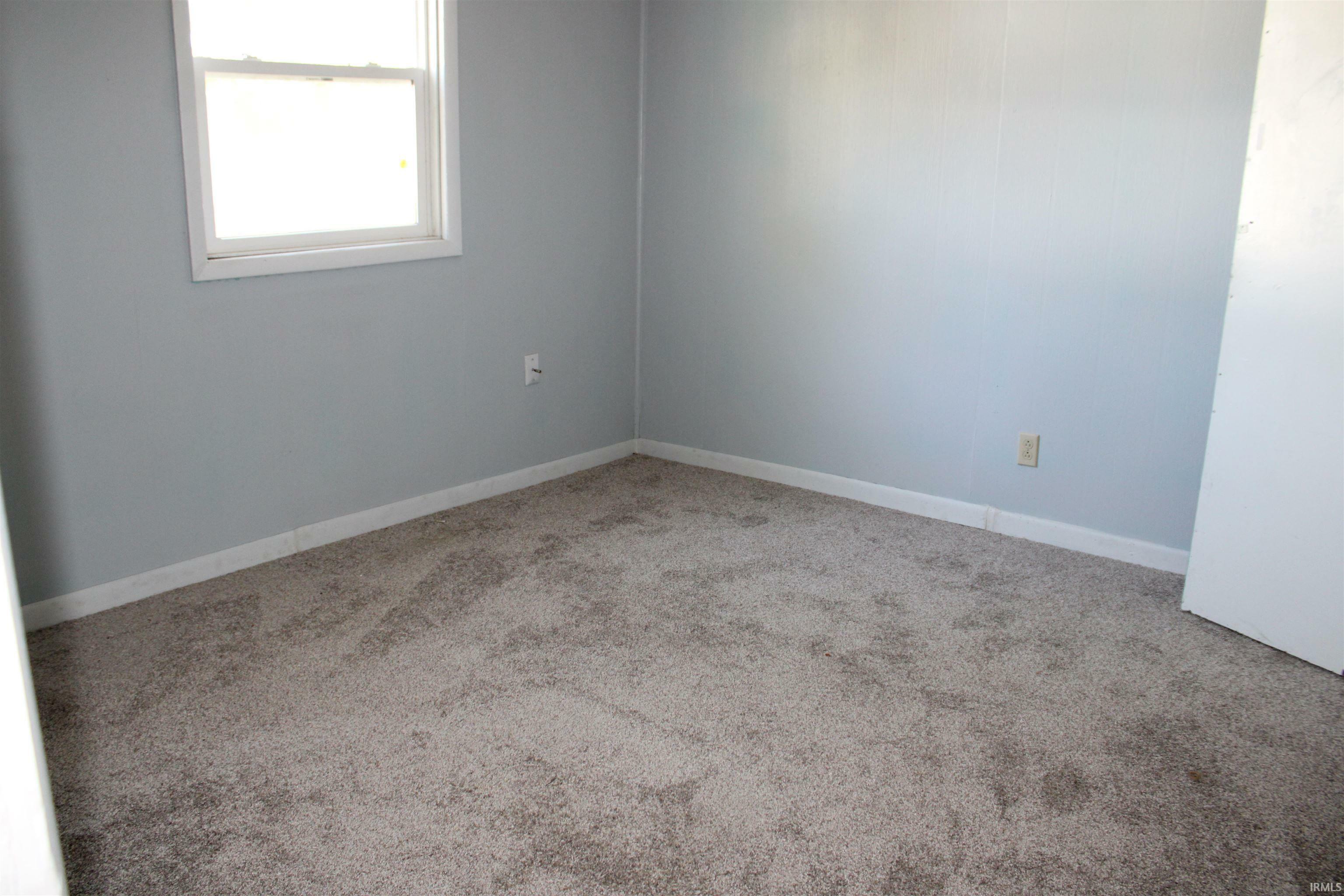 Property Photo: 1818 Indiana Avenue IN 47591